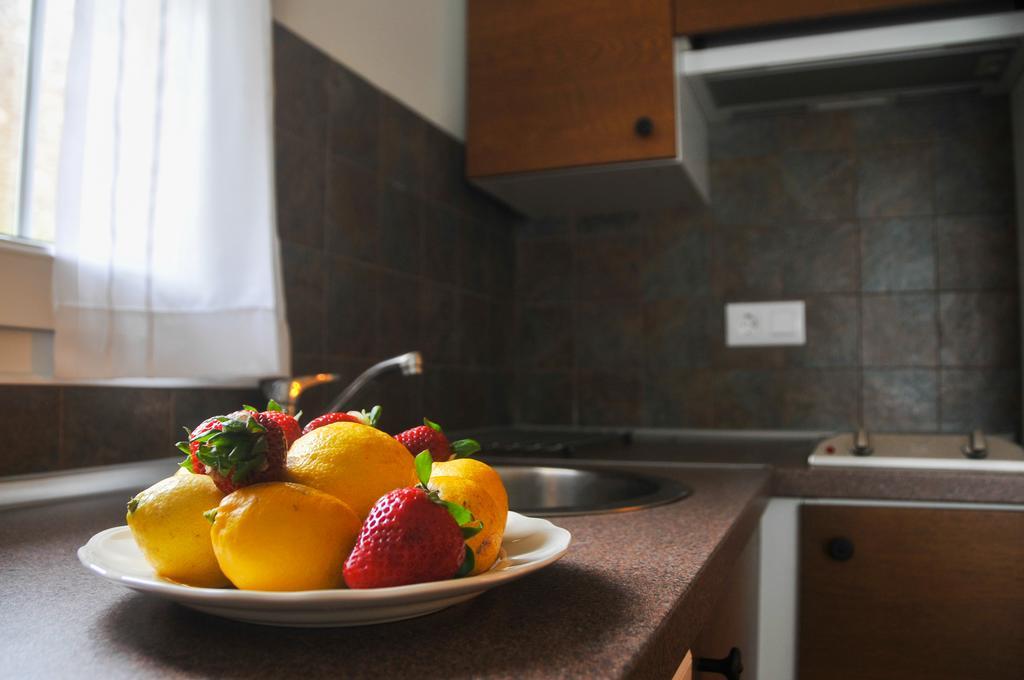 Apartamentos Corona 코밀라스 외부 사진